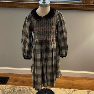 Friedknit Creations Gray plaid smocked long sleeve dress size 5y